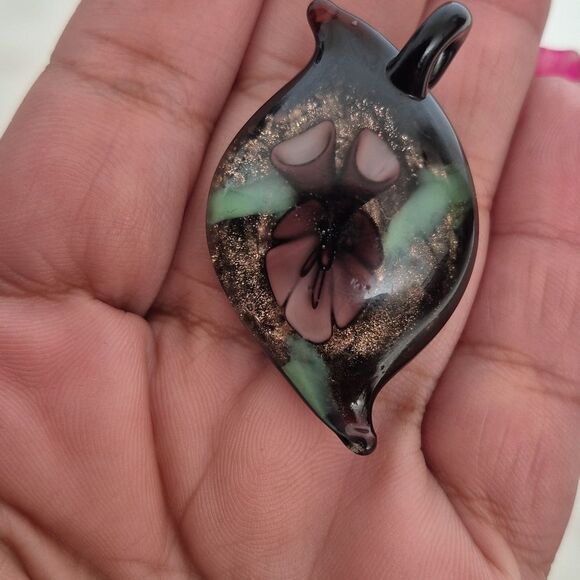 Murano Black and Purple Glass Pendant Necklace - Picture 4 of 16